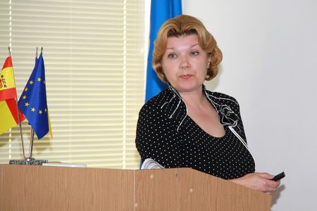 Олена Бурова
